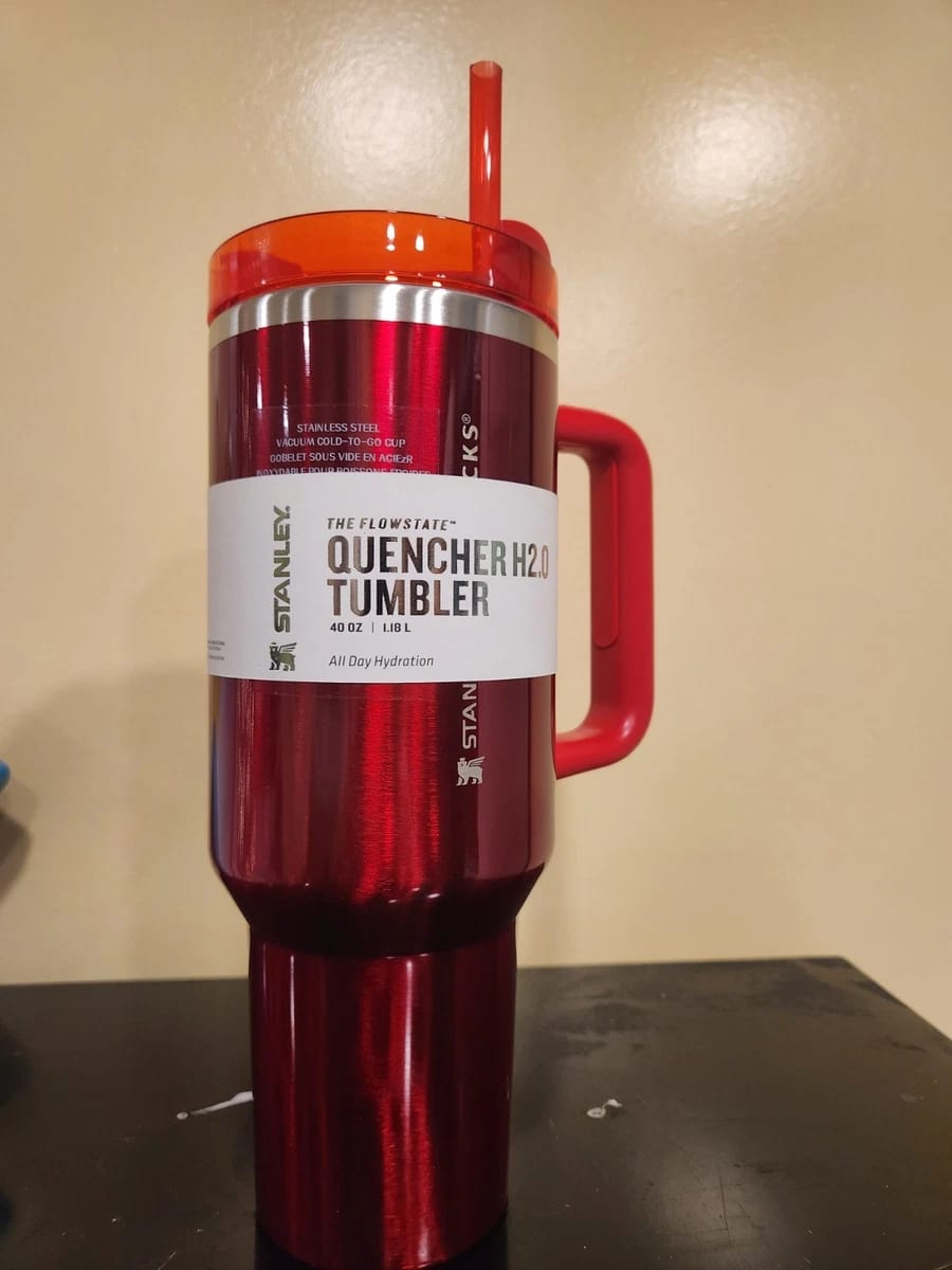 Stanley Quencher H2.0 FlowState 40 oz Tumbler – Red