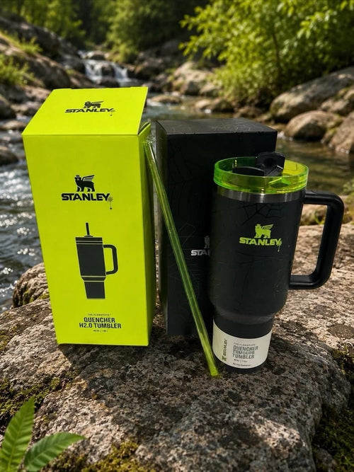 40 oz Quencher H2.0 Tumbler with Handle & Straw – Black